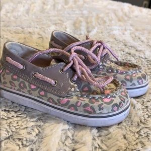 Baby girl leopard sperrys